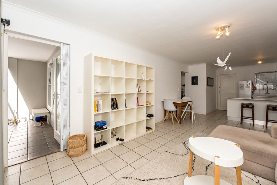 To Let 2 Bedroom Property for Rent in Oranjezicht Western Cape